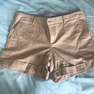 Banana Republic city chino shorts